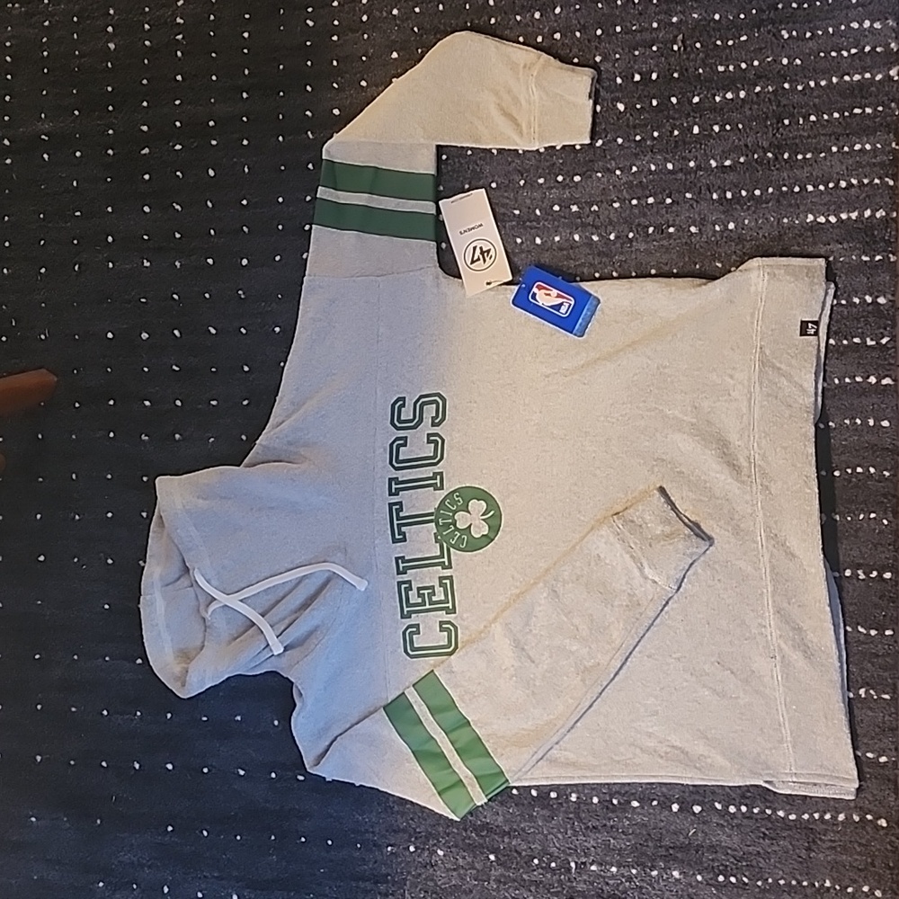 Celtics 'Hoodie/Neckie' size M